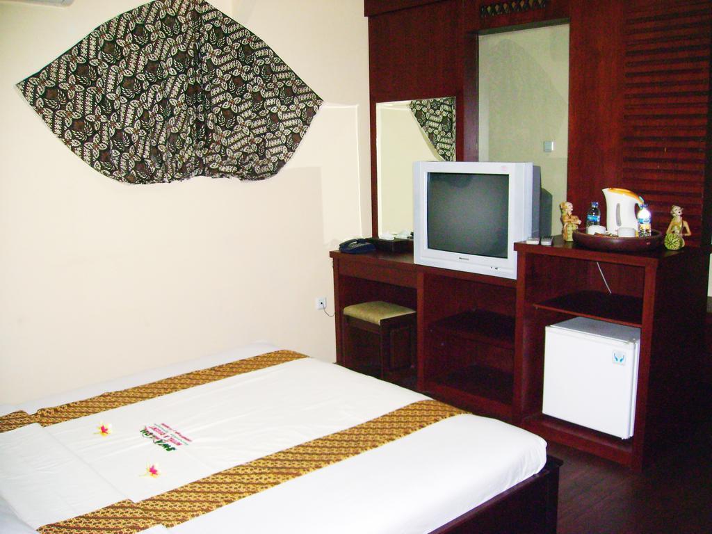 Swaloh Resort & Spa Kalangbret Buitenkant foto